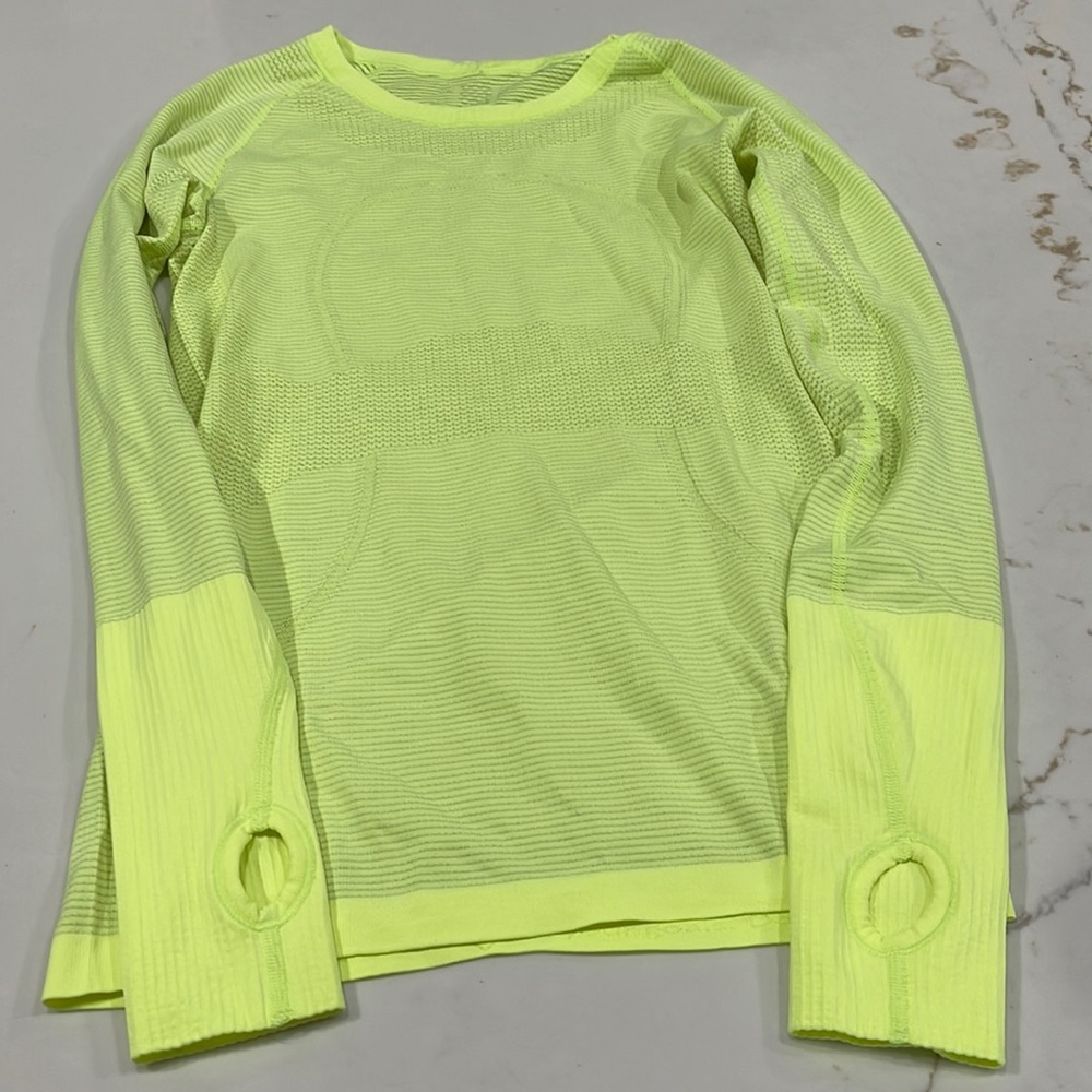 Lululemon Swiftly Tech Long Sleeve Sz6